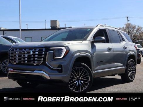 New 2026 GMC Terrain Denali w/ LPO, Black Badging Package image 1