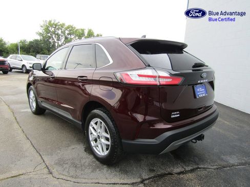 Certified 2024 Ford Edge SEL w/ Convenience Package AWD/4WD image 8