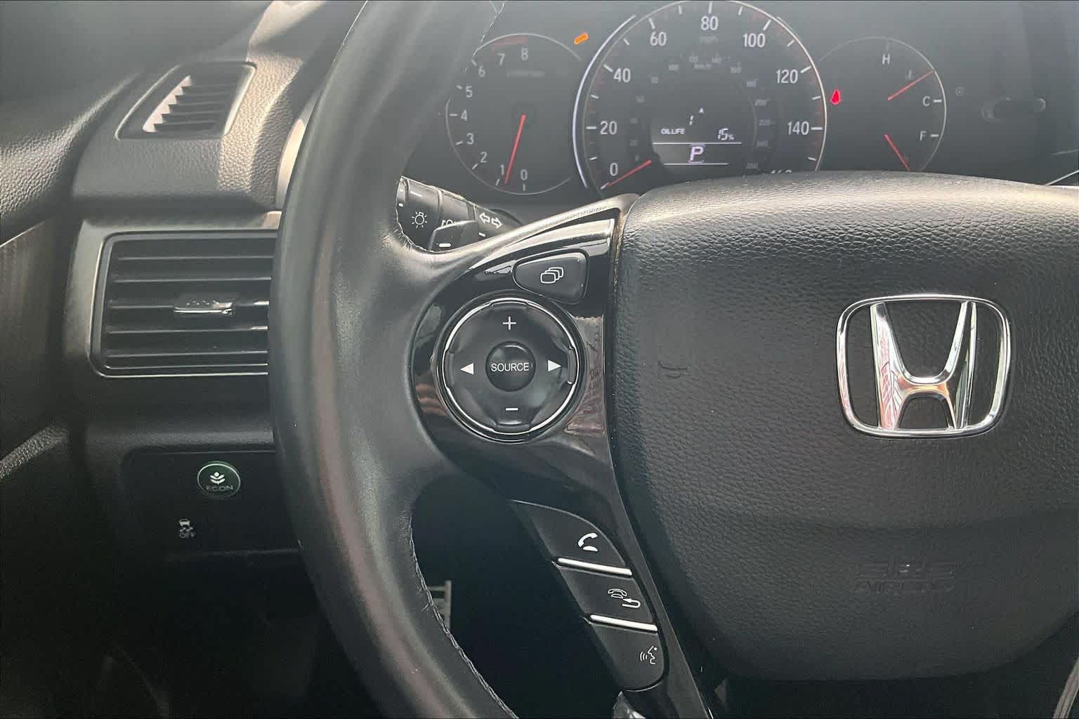 Used 2016 Honda Accord Sport image 22