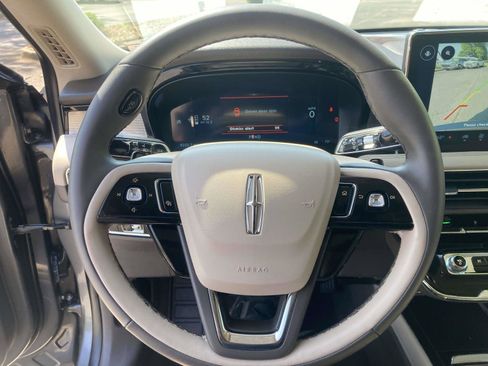 Used 2024 Lincoln Corsair FWD image 31