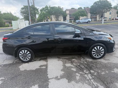 Used 2024 Nissan Versa S w/ Trunk Package image 5