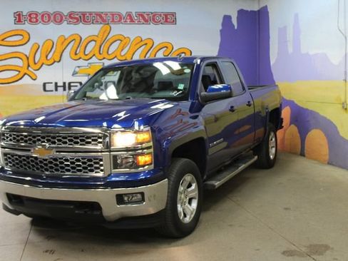 Used 2014 Chevrolet Silverado 1500 LT w/ LT Convenience Package AWD/4WD image 2