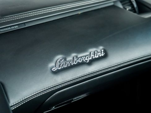 Used 2015 Lamborghini Aventador LP 700-4 image 45