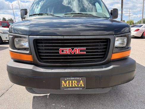 Used 2010 GMC Savana 1500 LS RWD image 13