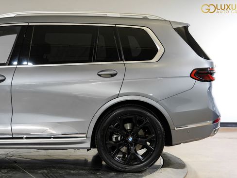 Used 2025 BMW X7 xDrive40i AWD/4WD image 15