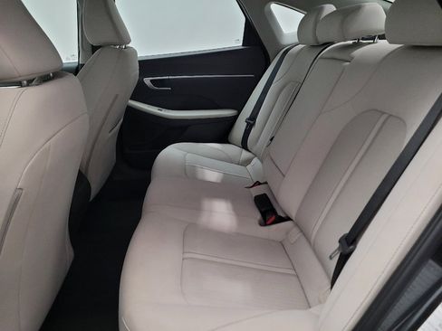 Used 2025 Hyundai Sonata SEL FWD image 18
