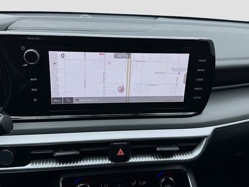 Used 2022 Kia K5 GT-Line image 9