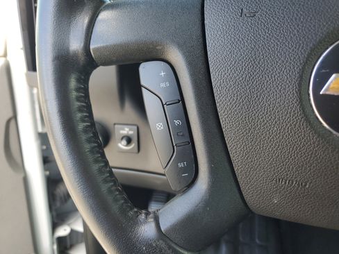 Used 2020 Chevrolet Express 2500 w/ Communications Package image 20