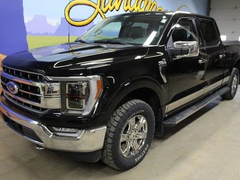 Used 2021 Ford F150 Lariat w/ Equipment Group 502A High AWD/4WD image 9