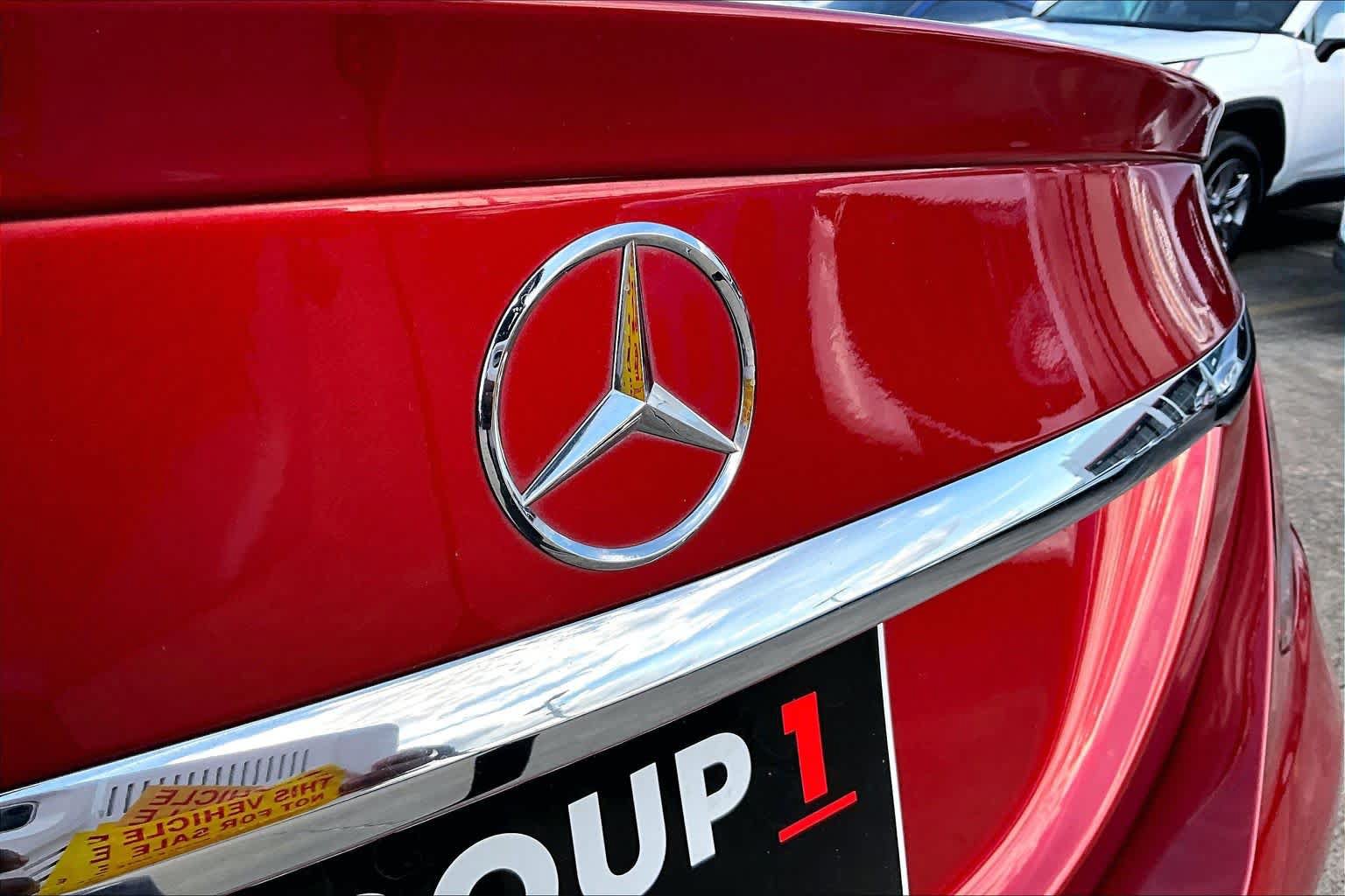 Used 2017 Mercedes-Benz C 300 Sedan image 10