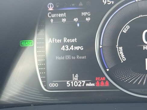 Used 2019 Lexus ES 300h w/ Accessory Package 2 FWD image 15