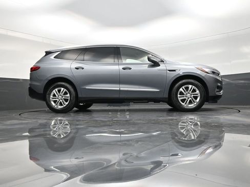 Used 2021 Buick Enclave Essence w/ Sound and Sites Package image 25