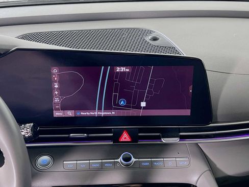 Certified 2024 Hyundai Elantra SEL w/ Convenience Package image 15