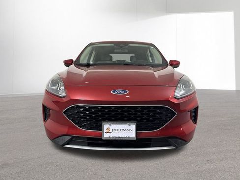 Used 2020 Ford Escape SE image 23