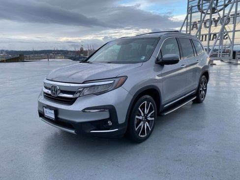 Certified 2020 Honda Pilot Touring image 8