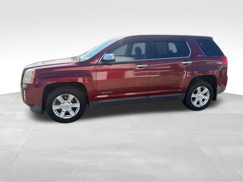 Used 2010 GMC Terrain SLE FWD image 6