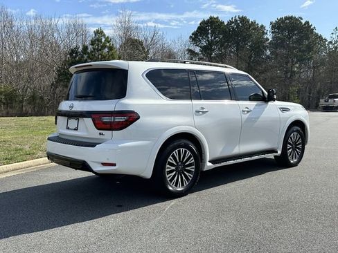 Used 2024 Nissan Armada SL w/ Midnight Edition Package image 8