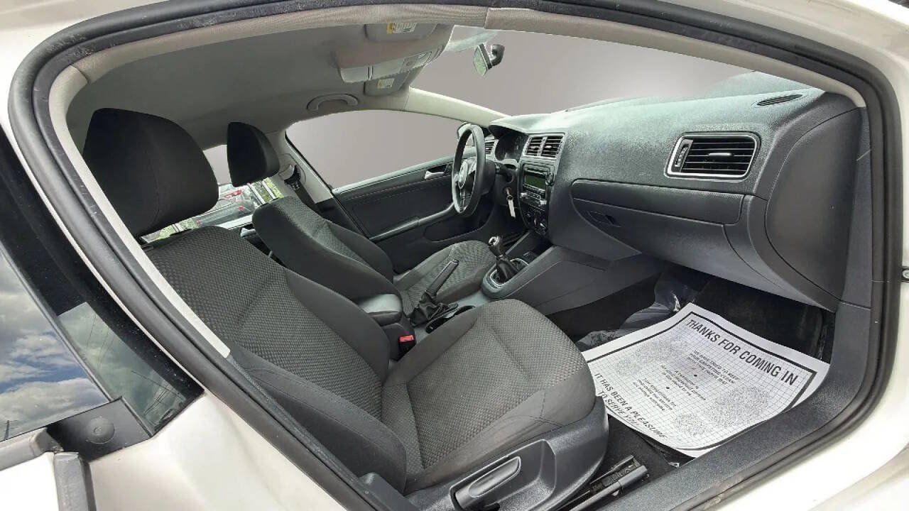 Used 2014 Volkswagen Jetta S FWD image 15