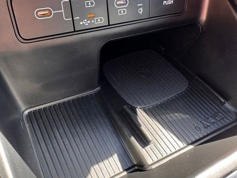 Used 2025 Hyundai Santa Cruz SEL AWD/4WD image 21