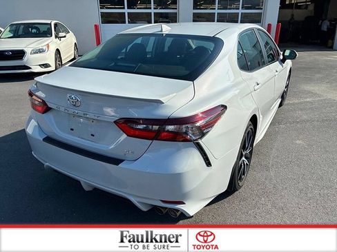 Certified 2024 Toyota Camry SE FWD image 10