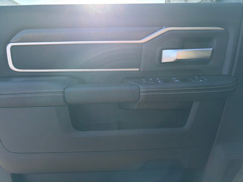 New 2027 RAM 3500 Big Horn AWD/4WD image 14