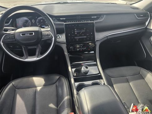 Used 2021 Jeep Grand Cherokee L Limited image 15