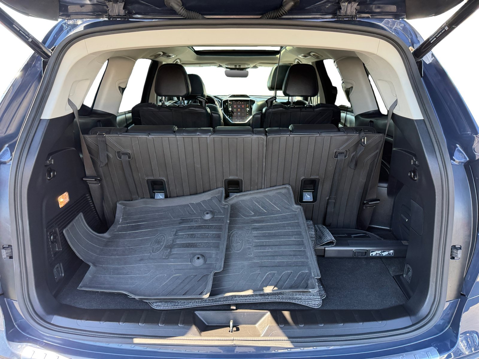 Used 2024 Subaru Ascent Limited w/ Technology Package AWD/4WD image 17