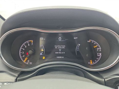 Used 2019 Jeep Grand Cherokee Limited w/ Luxury Group II image 34