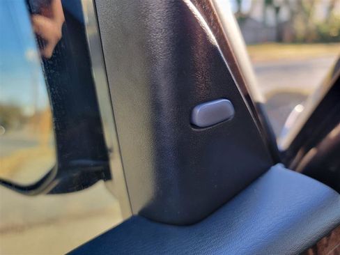 Used 2018 Nissan Armada Platinum w/ Captain Seat Package image 46