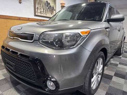 Used 2016 Kia Soul + w/ Primo Package FWD image 5