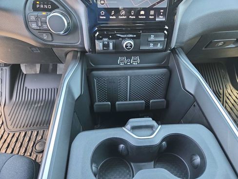 New 2026 RAM 1500 Big Horn AWD/4WD image 25
