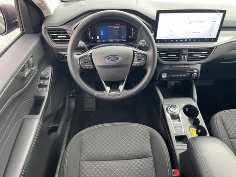 Used 2024 Ford Escape Active w/ Tech Pack #1 AWD/4WD image 2