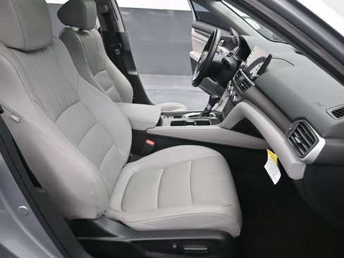 Used 2019 Honda Accord EX-L image 14