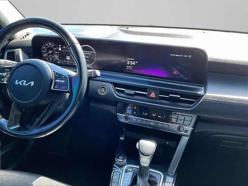 Used 2024 Kia Seltos EX AWD/4WD image 7