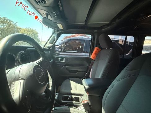 Used 2022 Jeep Wrangler Unlimited Sport AWD/4WD image 18