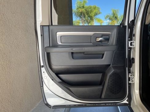 Used 2017 RAM 1500 Classic SLT image 18