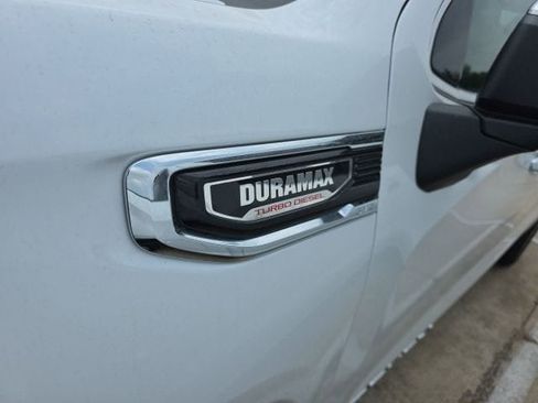 Used 2021 GMC Sierra 1500 Denali w/ Denali Ultimate Package AWD/4WD image 11