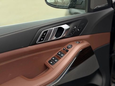 New 2026 BMW X5 xDrive40i w/ Climate Comfort Package image 18