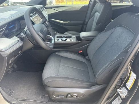 New 2026 Jeep Cherokee Laredo image 9