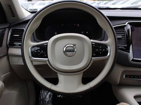 Certified 2023 Volvo XC90 B6 Ultimate w/ Protection Package AWD/4WD image 32