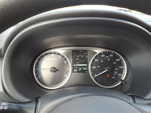 New 2025 Nissan Kicks Play S image 11