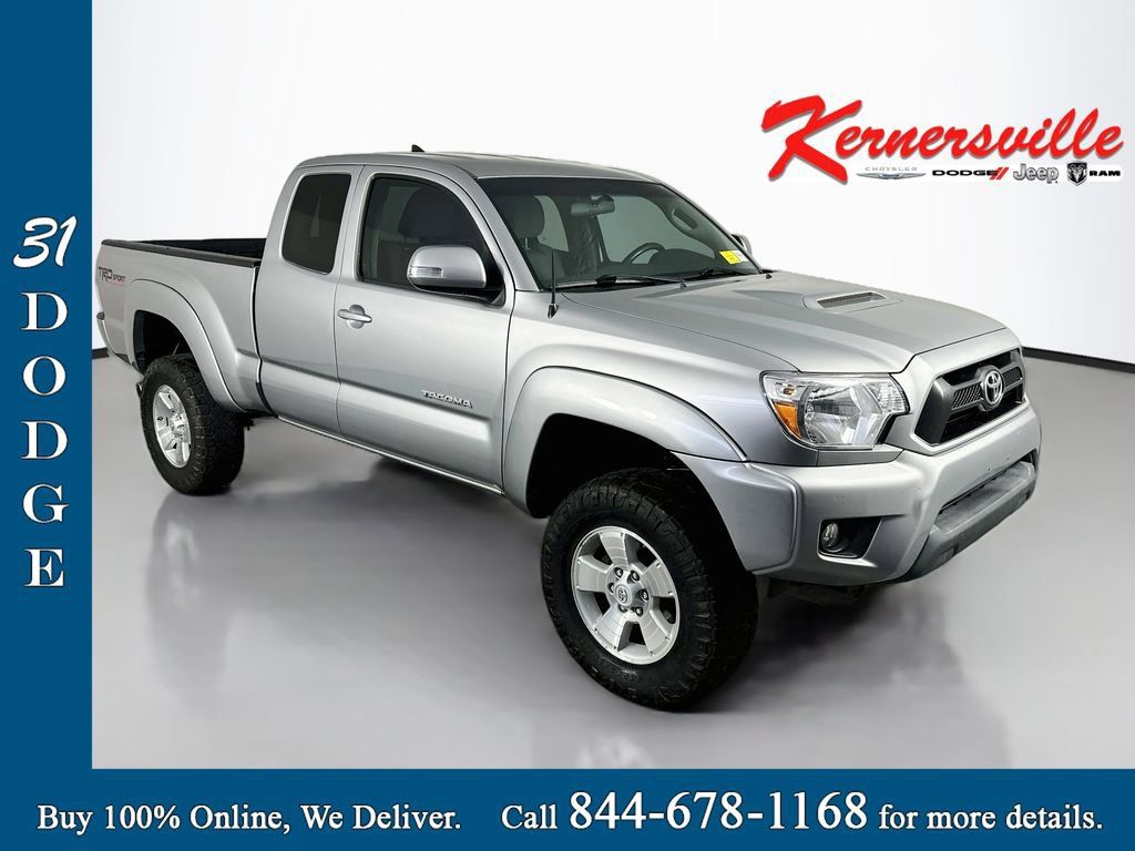 Used 2015 Toyota Tacoma 4x4 Access Cab V6 w/ TRD Sport Package image 1