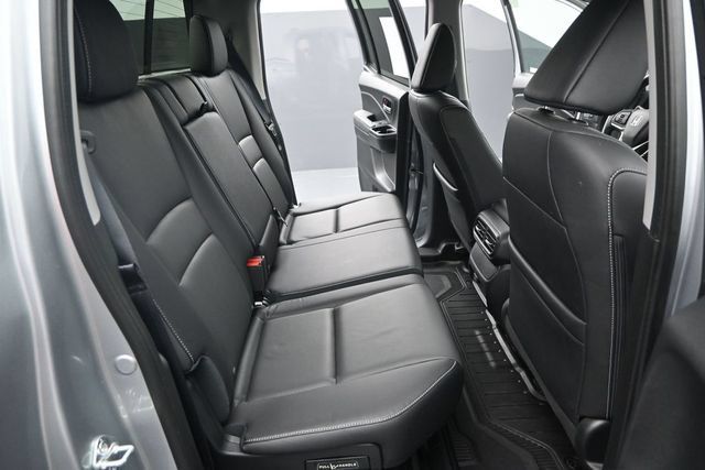 Used 2025 Honda Ridgeline RTL image 16