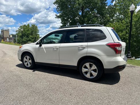 Used 2014 Subaru Forester 2.5i Premium w/ Popular Package #2 AWD/4WD image 6