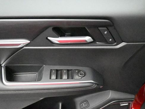New 2026 GMC Acadia Elevation w/ Elevation Premium Package AWD/4WD image 8