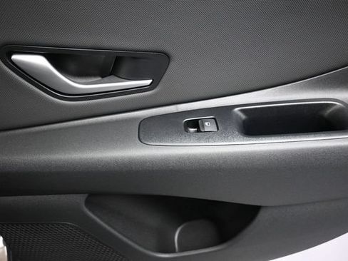 Used 2026 Hyundai Elantra Limited FWD image 15