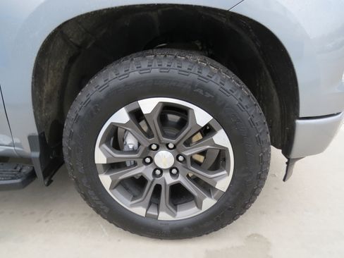 Certified 2024 Chevrolet Silverado 1500 High Country w/ Technology Package image 10