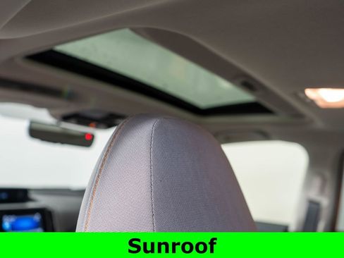 Used 2018 Subaru Crosstrek 2.0i Premium w/ Moonroof Package image 13