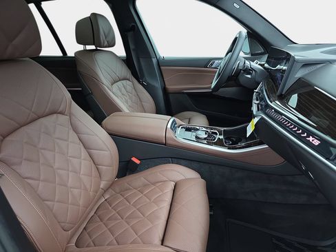 New 2026 BMW X5 xDrive40i w/ Executive Package AWD/4WD image 9
