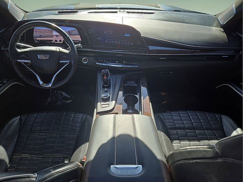 Used 2021 Cadillac Escalade ESV Sport Platinum image 15